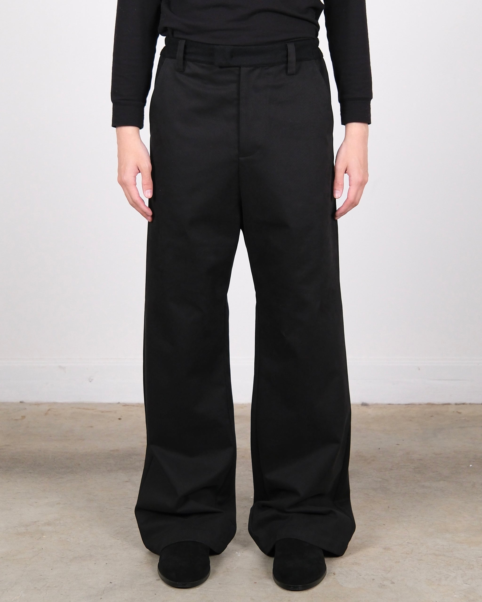 パンツ JOE CHIA CARGO POCKETED SWEAT PANTS JOE CHIA Clothing & Accessories Online – ROOTINE STORE
