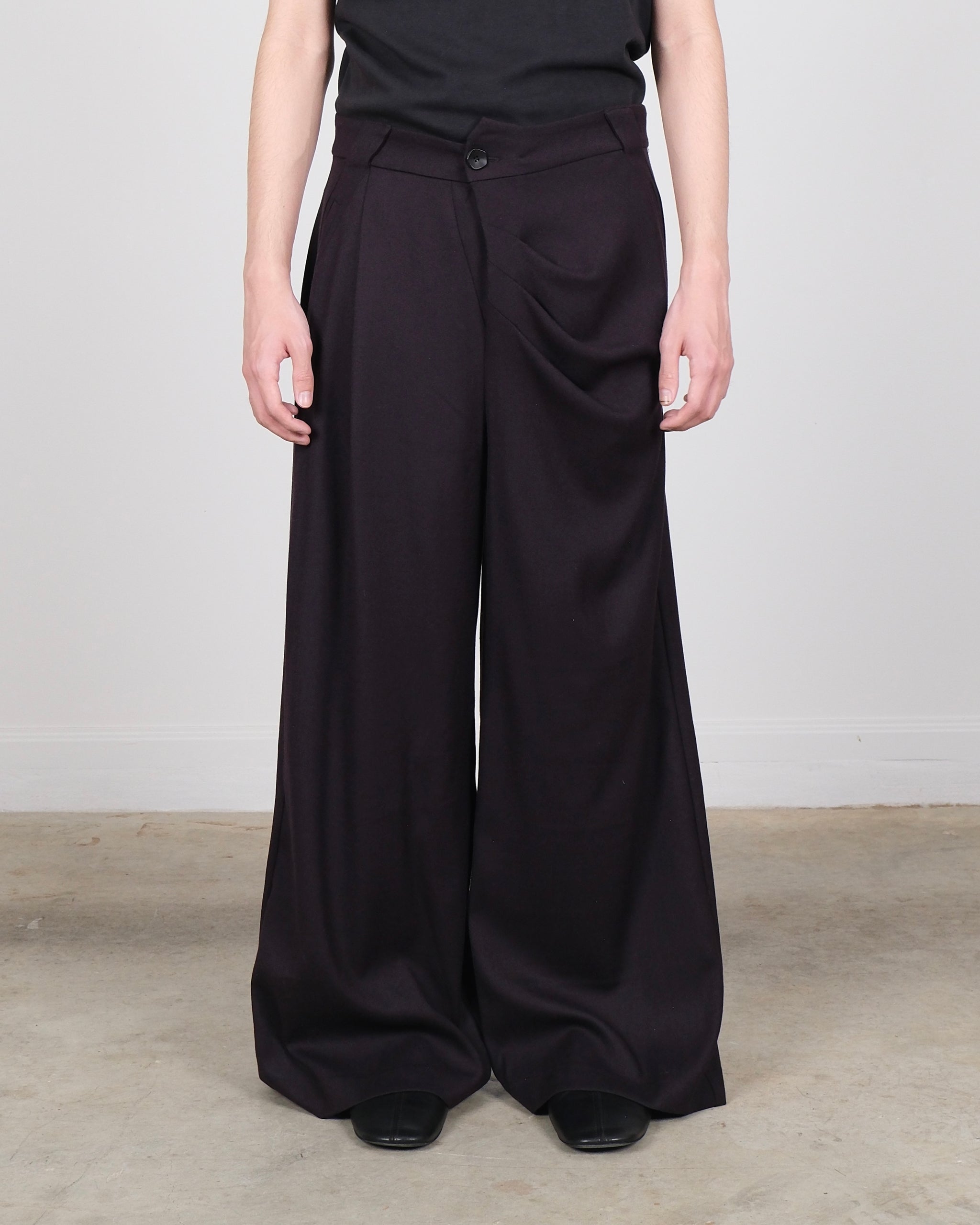 Conchoboe Clothing & Accessories Online – ROOTINE